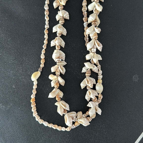 Shell necklace bundle - Picture 5 of 5